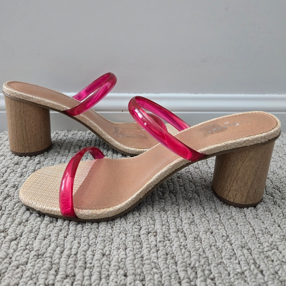 REPORT - RED/TAN SLIP ON HEELED SANDALS